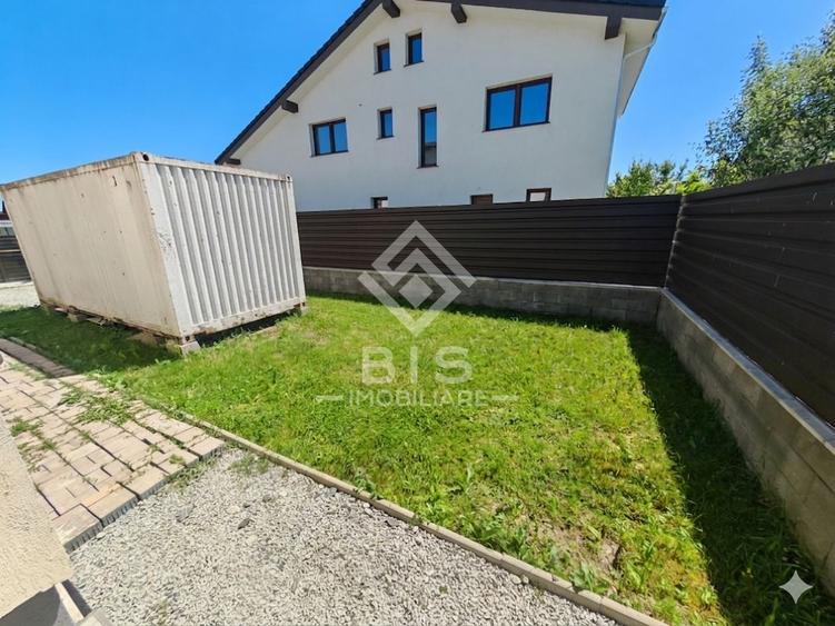 Duplex cu 4 camere cu Canalizare în Sud-Est