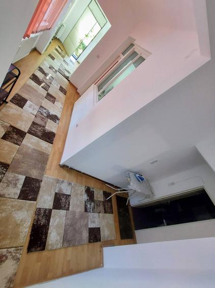 Apartament cu 3 camere în Zorilor