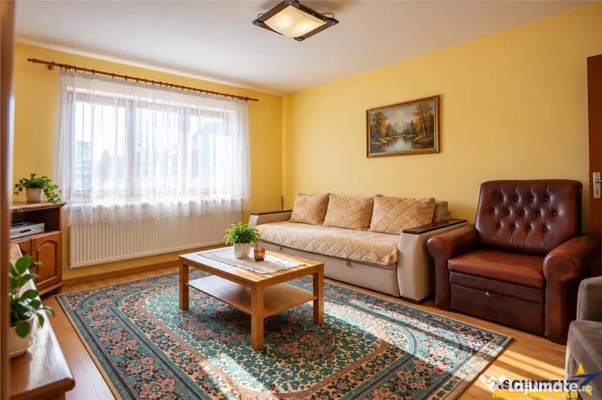 Casă cu 5 camere cu Teren 650 Mp în Noua
