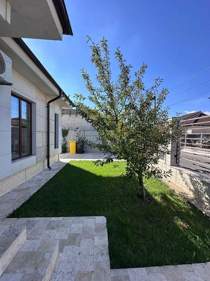 Casă individuală cu 3 camere cu Piscina în Cumpăna