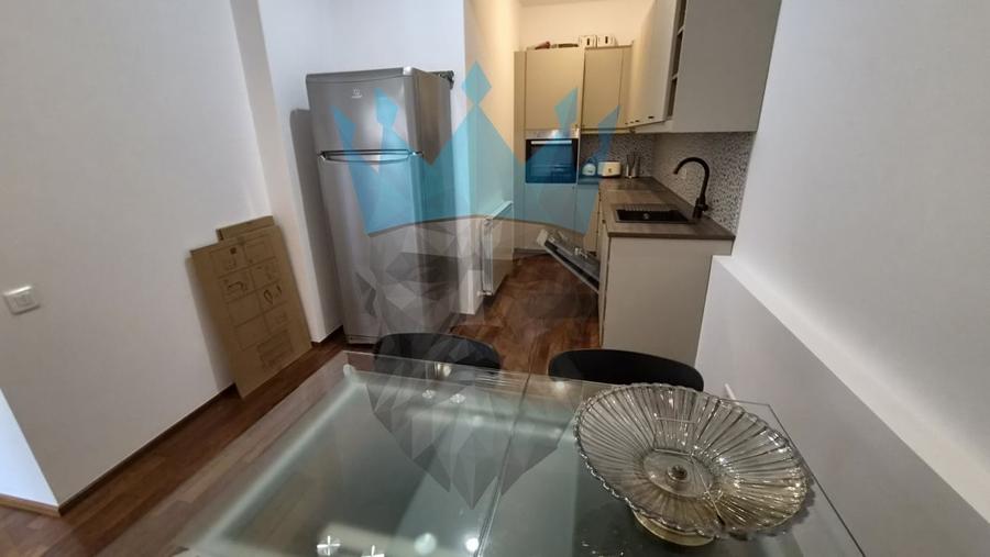 Apartament cu 3 camere decomandat, mobilat în Herăstrău