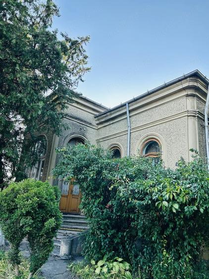 Casă cu 2 camere cu Teren 1500 Mp în Pod