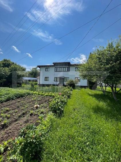 Casă individuală cu 6 camere cu Garaj în Vatra Dornei