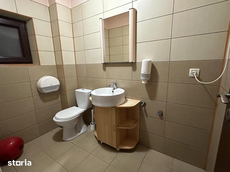 Spațiu comercial, de 130 mp, în Fratelia