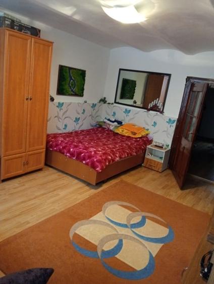 Apartament cu 2 camere, mobilat în Central — fotografia 1