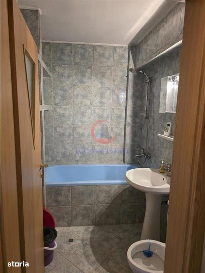 Apartament cu 4 camere decomandat în Dorobanților