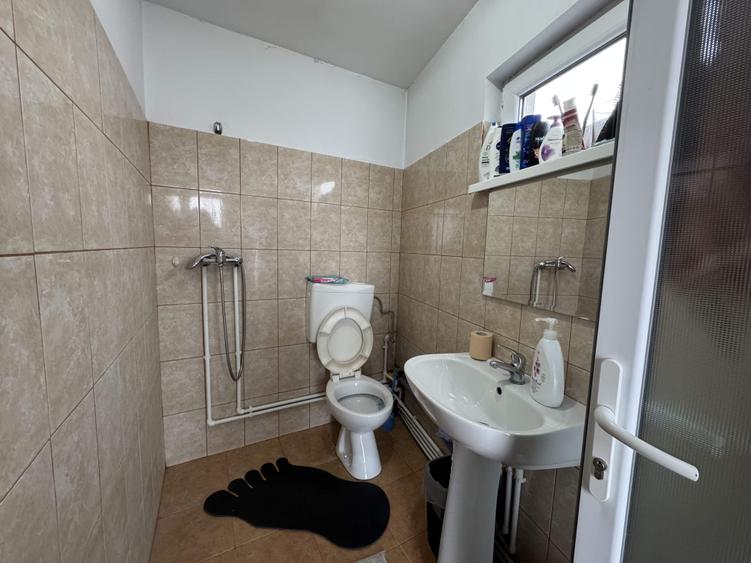 IMOBIL cu 3 cladiri, 14 camere, 6 bai, T= 611 mp, ultracentral,Caracal - 20