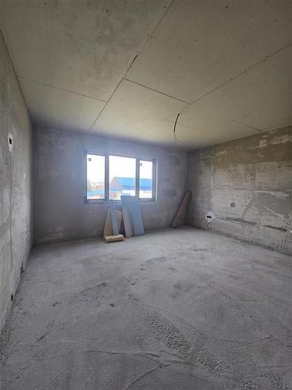 CASA P+ 1E  si  TEREN 500 MP DE VANZARE IN ANDRASESTI - 5