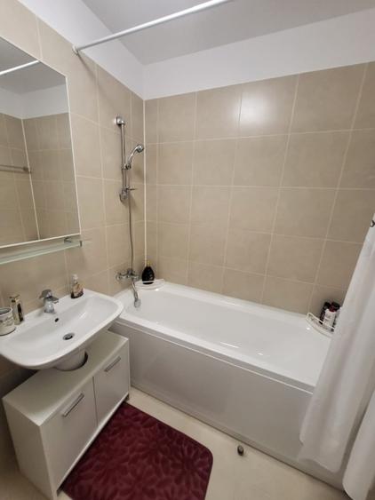 Studio dublu de inchiriat, cu balcon si parcare inclusa - 2