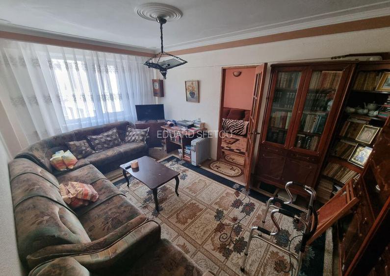 Apartament zona Piata Ovidiu