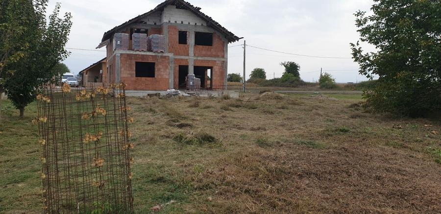 Casa la rosu Ineu de Cris Bihor - 7