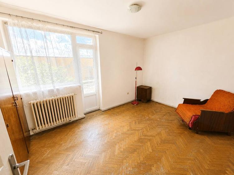De vânzare apartament 2 camere zona Centrală - 3