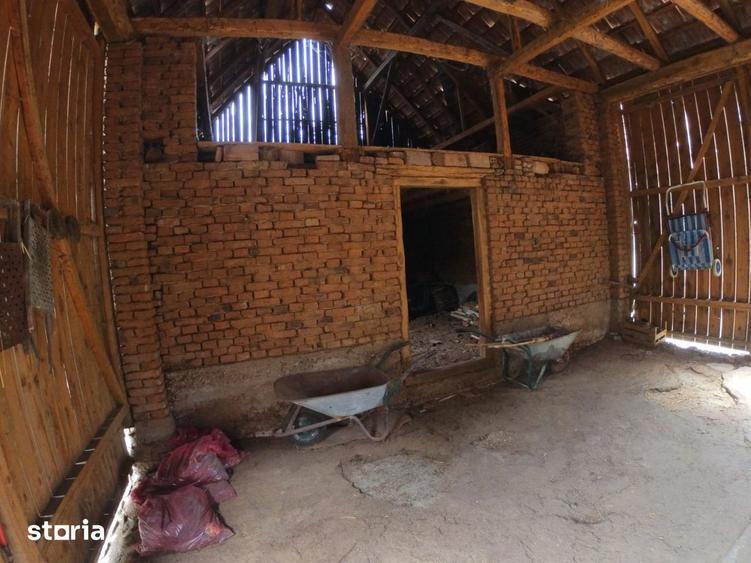Casa cu teren generos de vanzare in orasul Miercurea Sibiului - 17