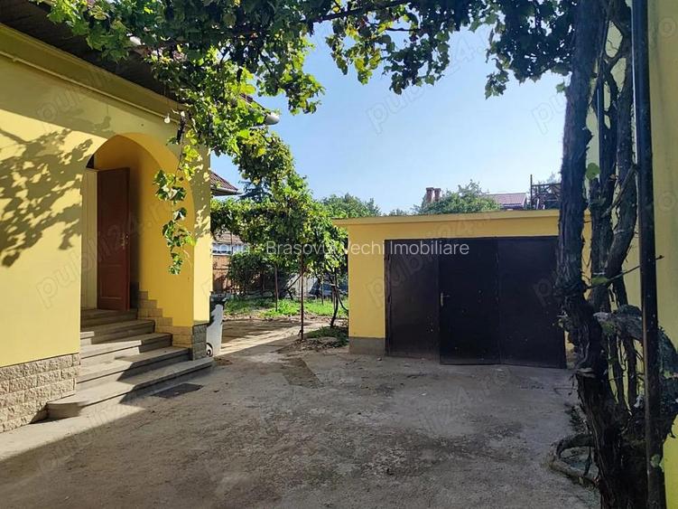Brasov - casa, garaj, curte si gradina, disponibila imediat. Brasov - casa, garaj, curte si gradina, disponibila imediat.