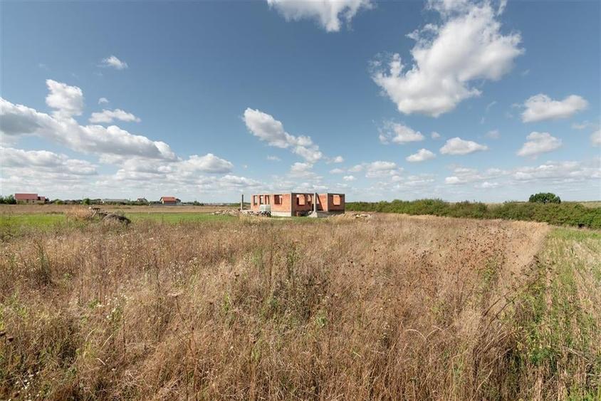 Teren intravilan in Rontau - 3