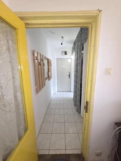 Apartament 2 camere, semidecomandat, 43mp utili, Craiovita noua(Racheta) - 12