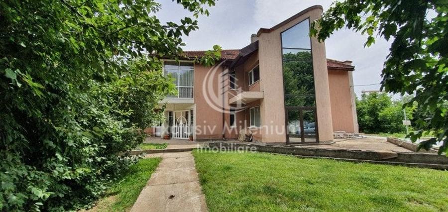 Casa la Padurea Rosu 650 Mp + Teren ideal Activitati Comerciale/Birouri - 2