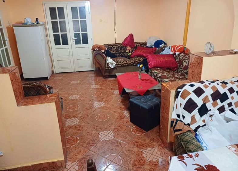 Imobil compus din doua corpuri in Chisineu Cris - 5