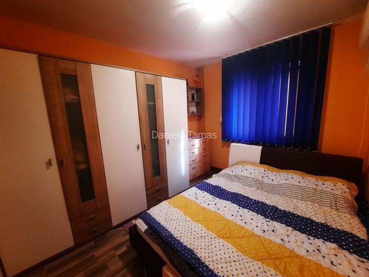 Apartament 3 camere, etaj 2 - strada Harniciei