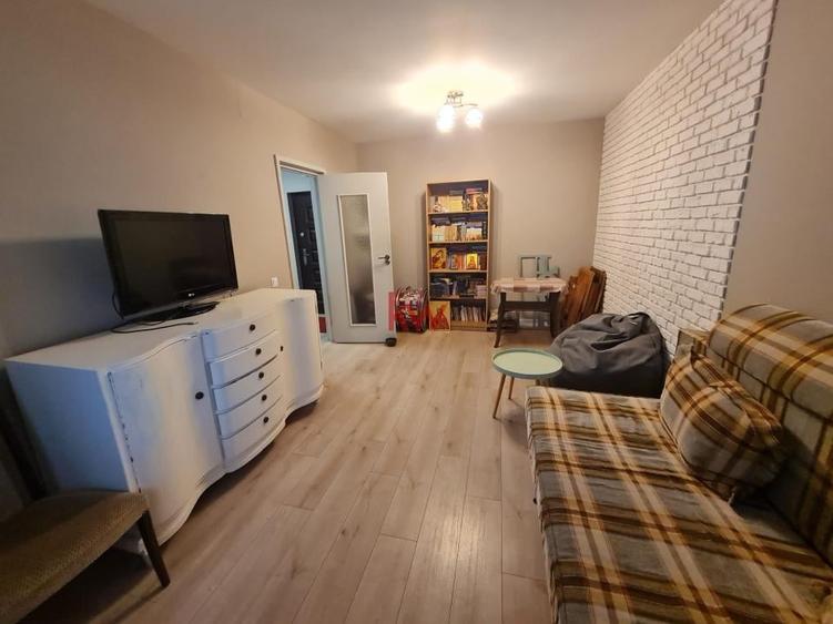 Apartament cu 2 camere decomandate in Podu Ros,  vizavi de Palas, COMISION ZERO! - 2