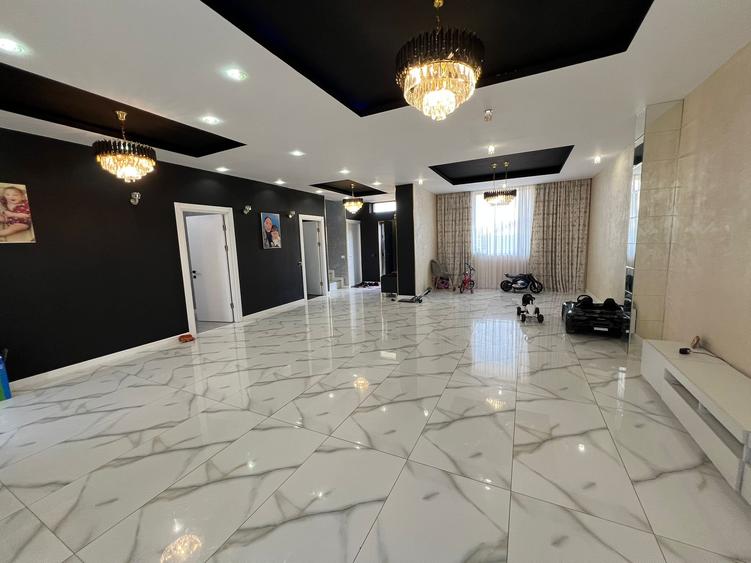 Vila mobilata si utilata - 4 camere - 4 bai  - incalzire in pardoseala - 6