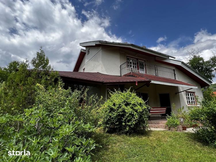Casa/oaza de lini?te in Mierea, jude?ul Buzau teren 1.000 mp - 1
