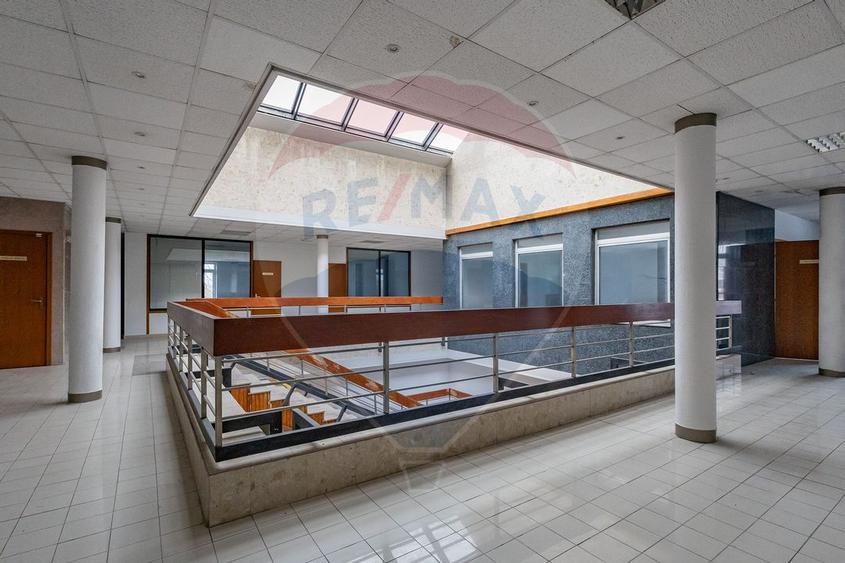 Spațiu comercial ultracentral în Jimbolia – 1.048 mp utili - 10