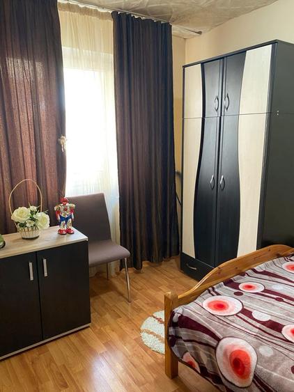 Apartament cu 2 camere in zona 9 mai - 7