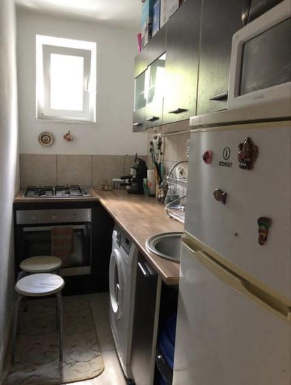 Inchiriez apartament 3 camere semidecomandat in Gheorgheni - 2