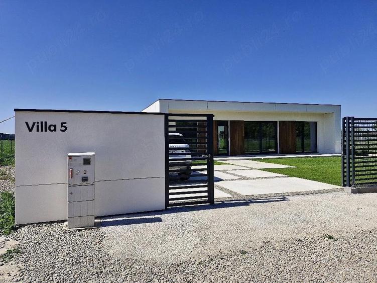 villa mobilata de vanzare 320000 eu. +TVA - 1