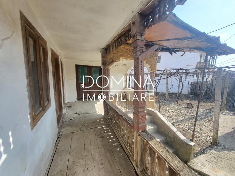 Vânzare casă și teren intravilan în comuna Arcani, sat Câmpofeni - 8