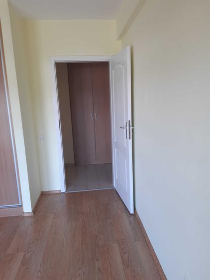 Apartament cu 2 camere semidecomandat în Subcetate