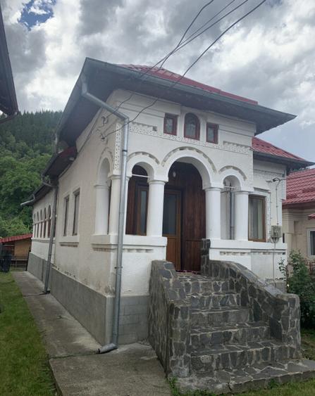 Casa Leresti, Arges, acces u?or catre Campulung Muscel, barajul Rau?or - 1