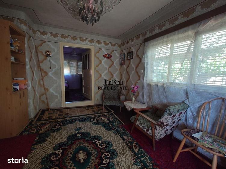 Casa si Teren Criscior - 1