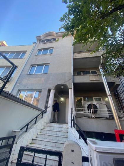 Vă propunem spre vânzare o clădire de birouri Cotroceni PRET 1.299.999 EURO - 1