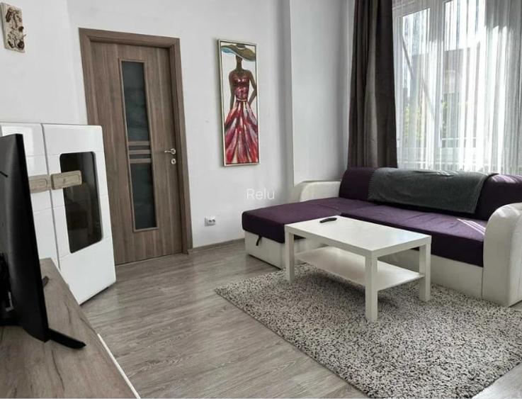 Piata Romana,ASE,et.1/2,Amenajat,centrala,mobilat utilat complet