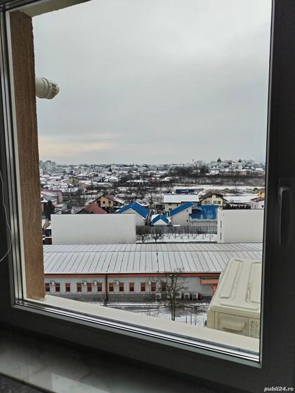 Apartament nou, mobilat, in bloc nou, cu un loc de parcare de inchiriat - 1