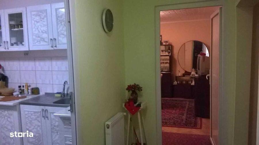 Vand apartament 3 camere decomandat, parter, Lugoj, micro 4 - 6