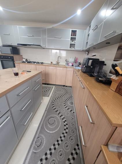 Localitatea Lumina - Central - Vila P+1 - constructie caramida - 742 mp teren - 30