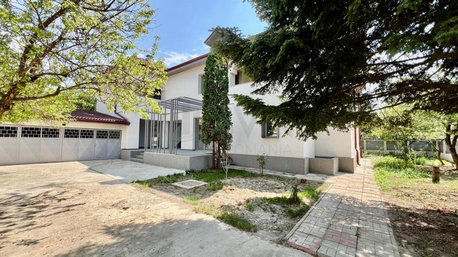 REV2001549 Vila Superba Teren 800 MP - 1