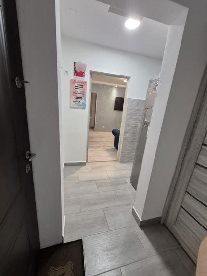 Vand Apartament 3 camere complet renovat si mobilat. - 5