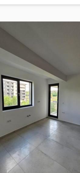 Apartament 3 camere Hlincea 74600 - 1