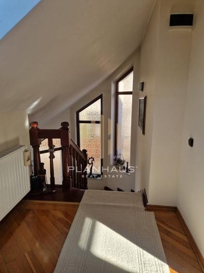 Casă de vânzare, zona Parc Municipal Regina Maria - 15