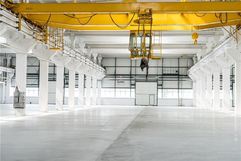 Spatiu Industrial - 2600 mp - Productie - Depozitare - Distributie - 16