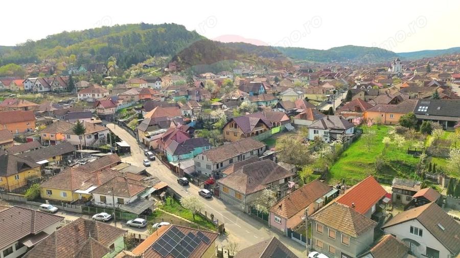 Casă cu 3 camere cu Teren 655 Mp în Sud