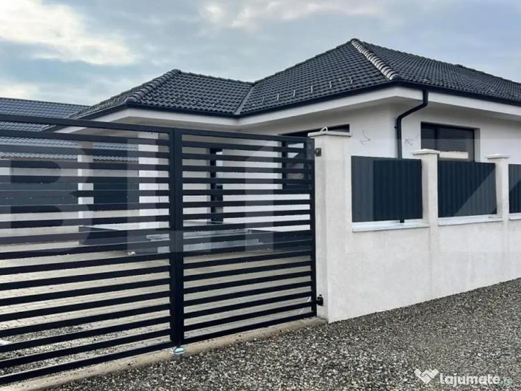 Casa de vanzare, cu 4 camere, 120 mp, zona Unirea - 2