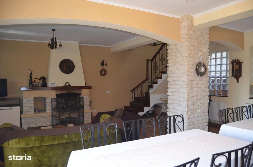 Busteni-Casa de vacanta cu panorama superba - 3