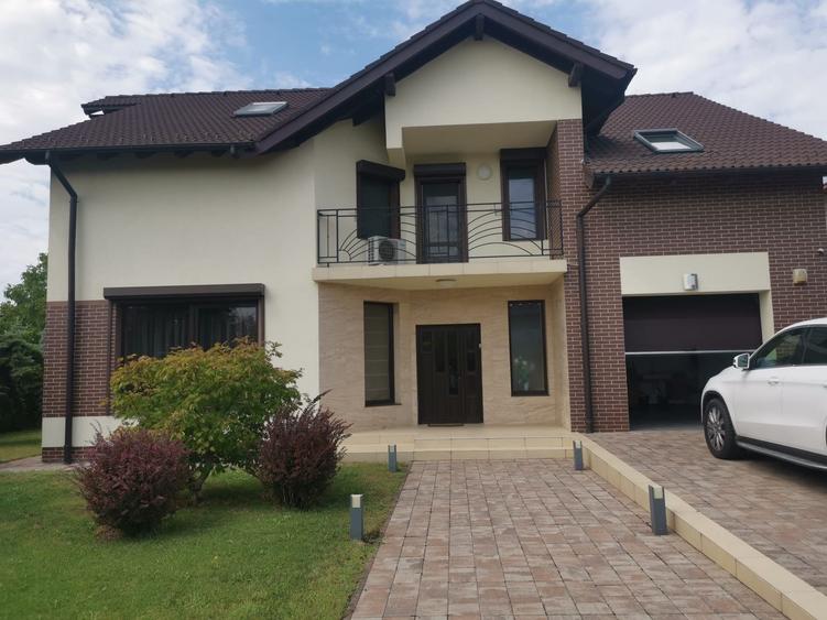 casa/vila P+1+M , STEFANESTI, teren 749 mp, finisaje superioare, mobilata - 1