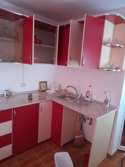Vand sau inchiriez casa cu anexe - 8