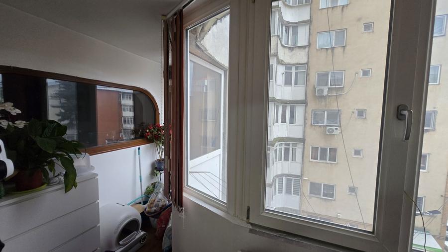 Apartament 3 camere spatios - 1